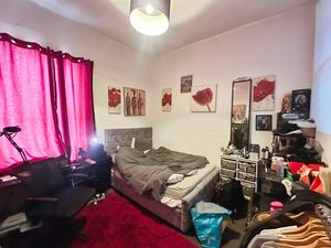 Photo 2- click for photo gallery